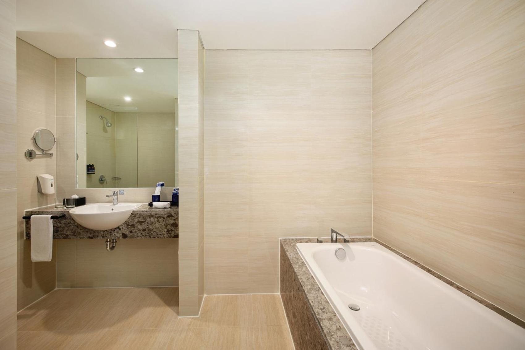 Aston Inn Pantai Losari Μακασάρ Εξωτερικό φωτογραφία